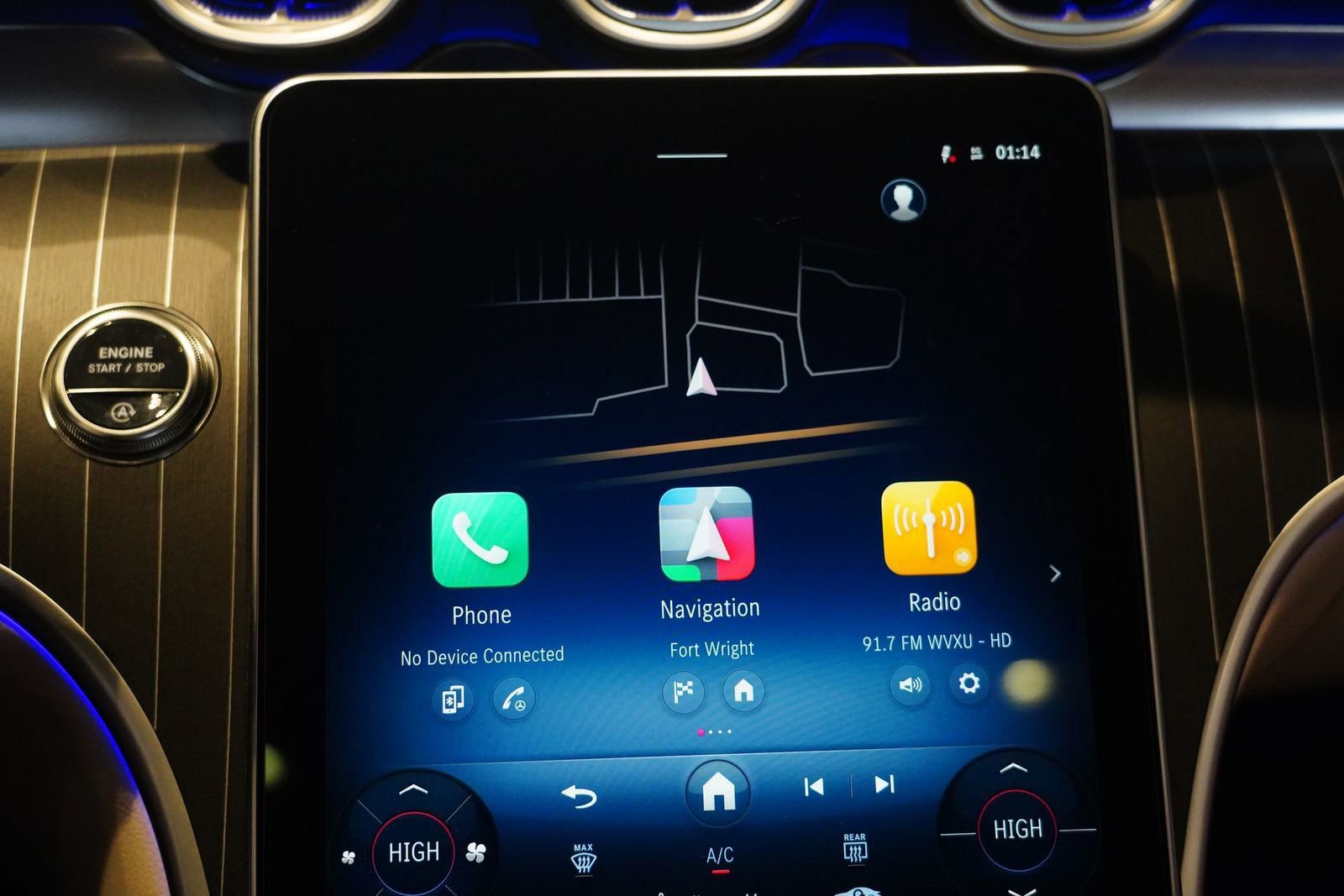 New 2026 Mercedes-Benz C 300 4MATIC Sedan image 24