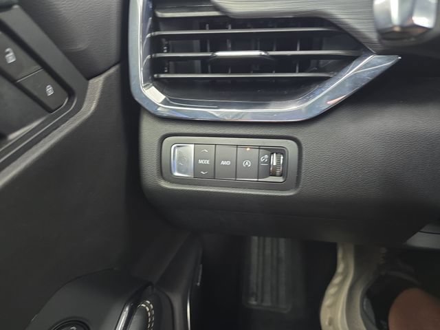 Certified 2025 GMC Acadia Elevation AWD/4WD image 20
