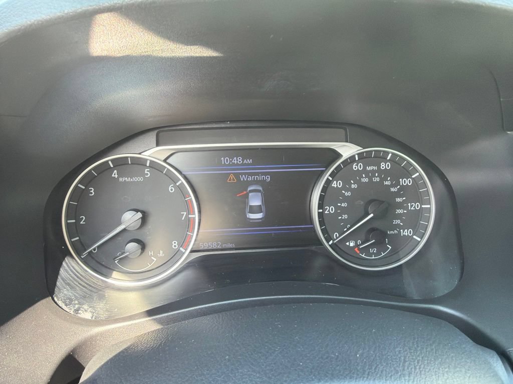 Used 2024 Nissan Altima 2.5 SV FWD image 9