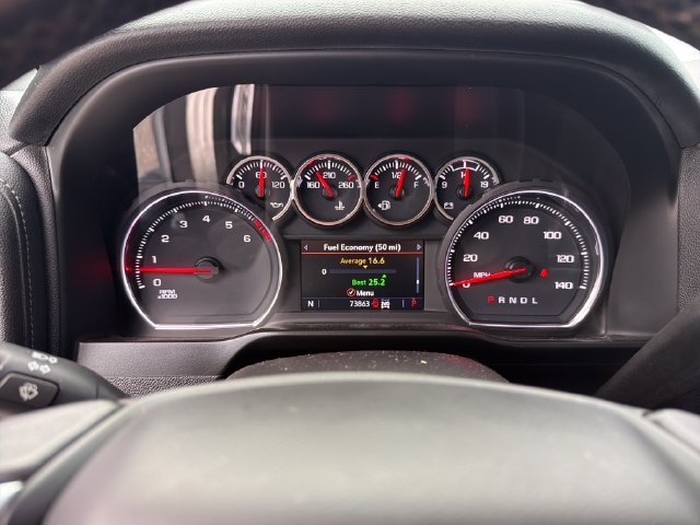 Used 2021 Chevrolet Silverado 1500 LT Trail Boss w/ Bed Protection Package AWD/4WD image 15