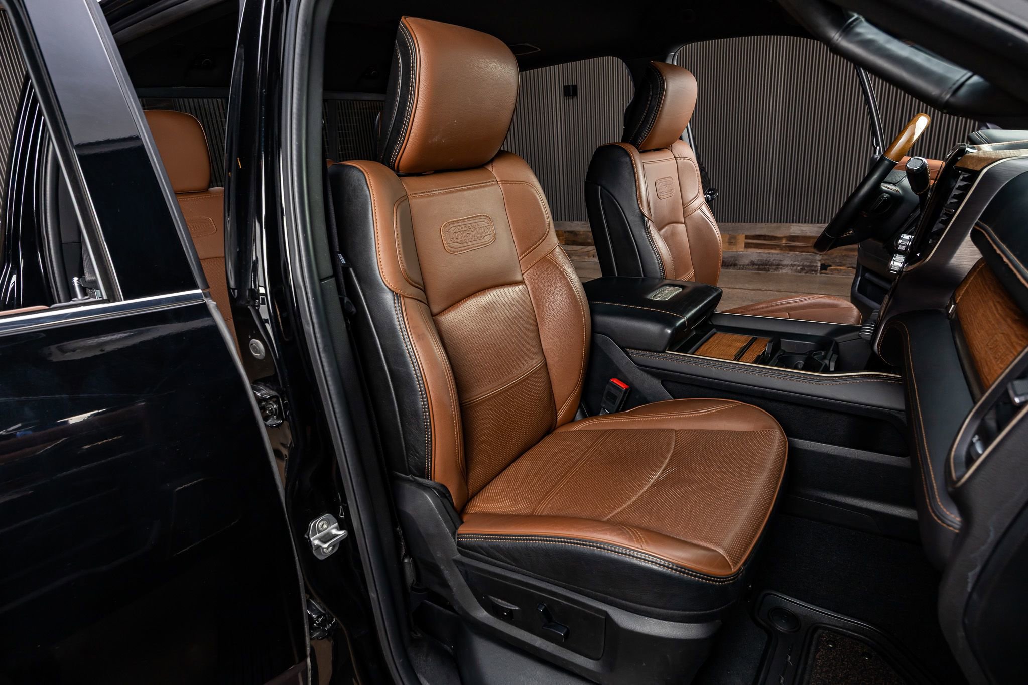 Used 2019 RAM 2500 Limited image 31