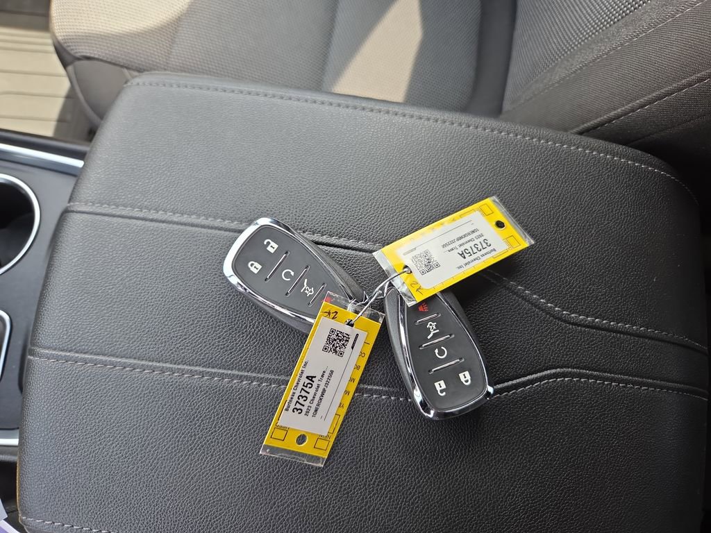 Certified 2023 Chevrolet Traverse LT FWD image 24