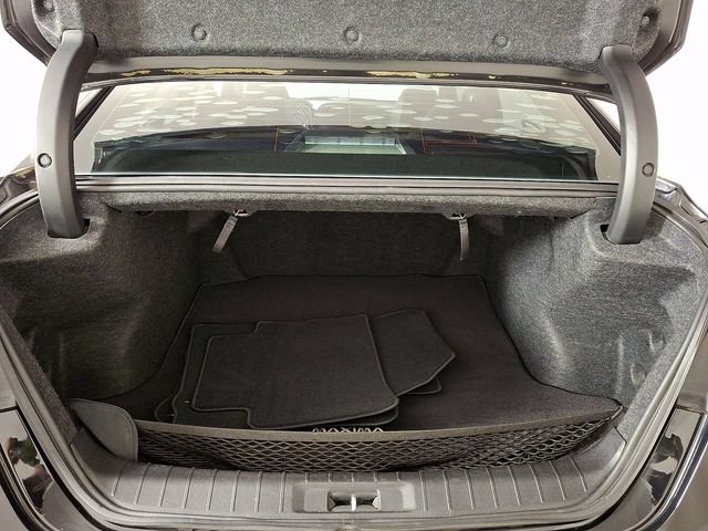 Used 2016 Nissan Maxima Platinum w/ Interior Lighting Package FWD image 30