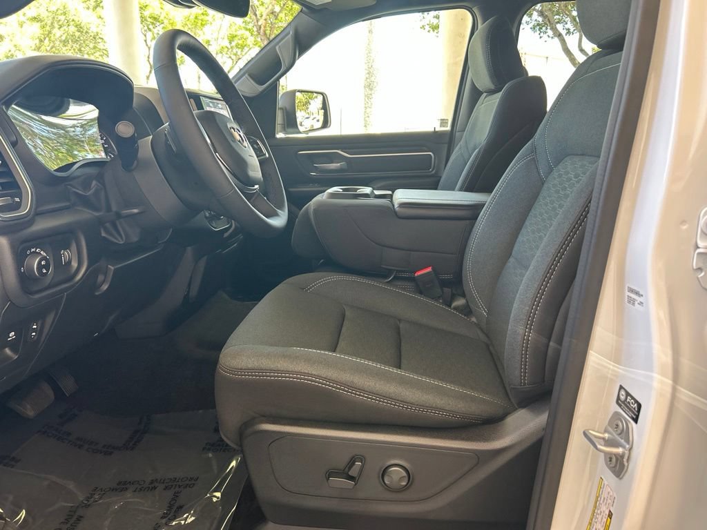 Used 2026 RAM 1500 Big Horn AWD/4WD image 6