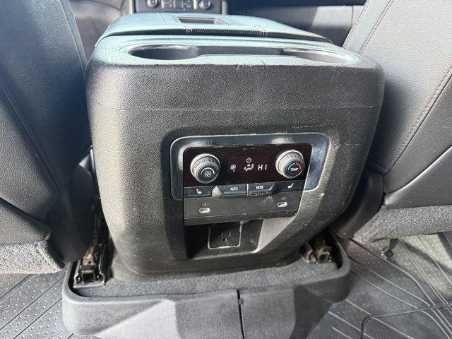 Used 2021 Chevrolet Suburban RST w/ Luxury Package RWD image 20