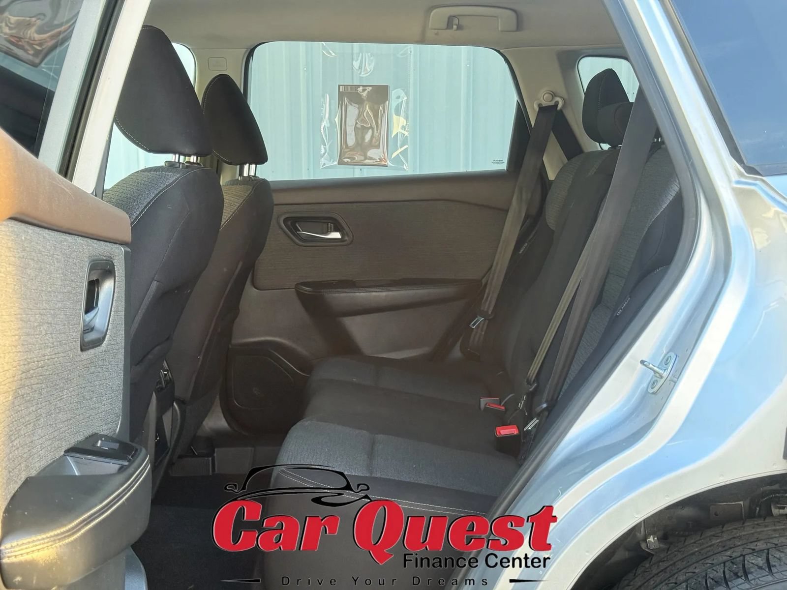 Used 2021 Nissan Rogue SV AWD/4WD image 12
