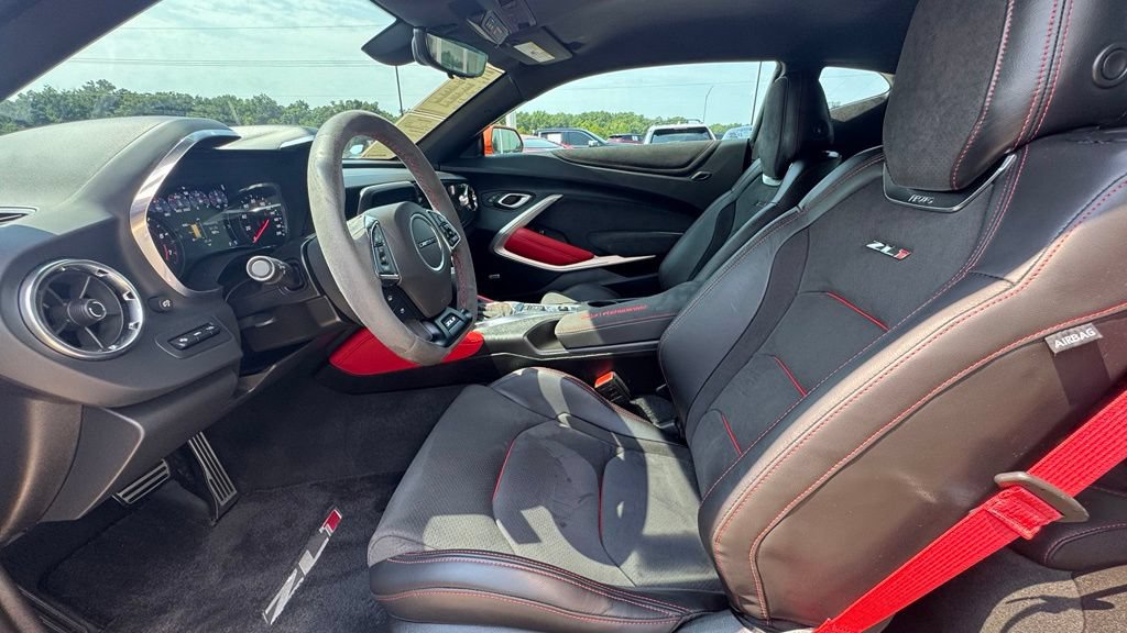 Used 2023 Chevrolet Camaro ZL1 RWD image 16
