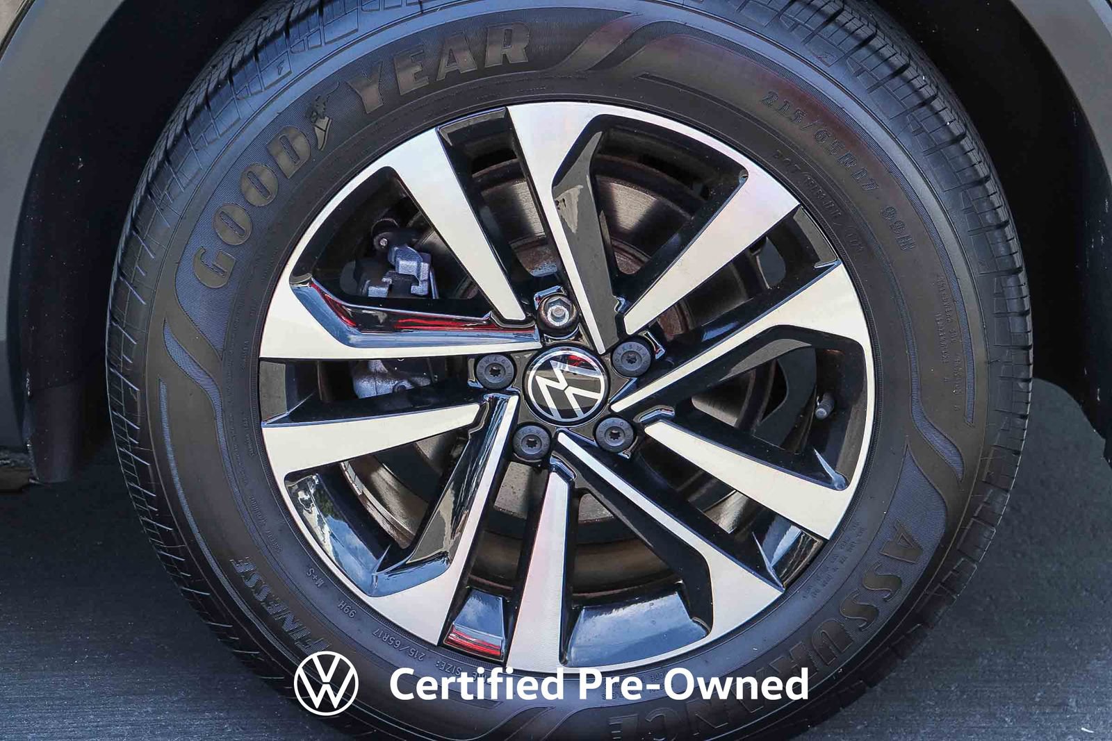 Used 2023 Volkswagen Tiguan S w/ IQ.Drive Package FWD image 13