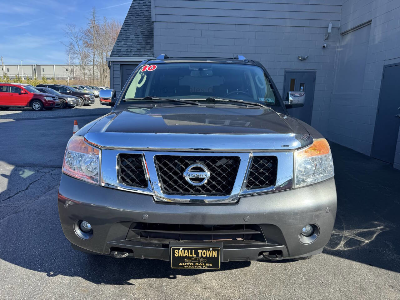 Used 2010 Nissan Armada Platinum w/ Captain Seat Pkg AWD/4WD image 2