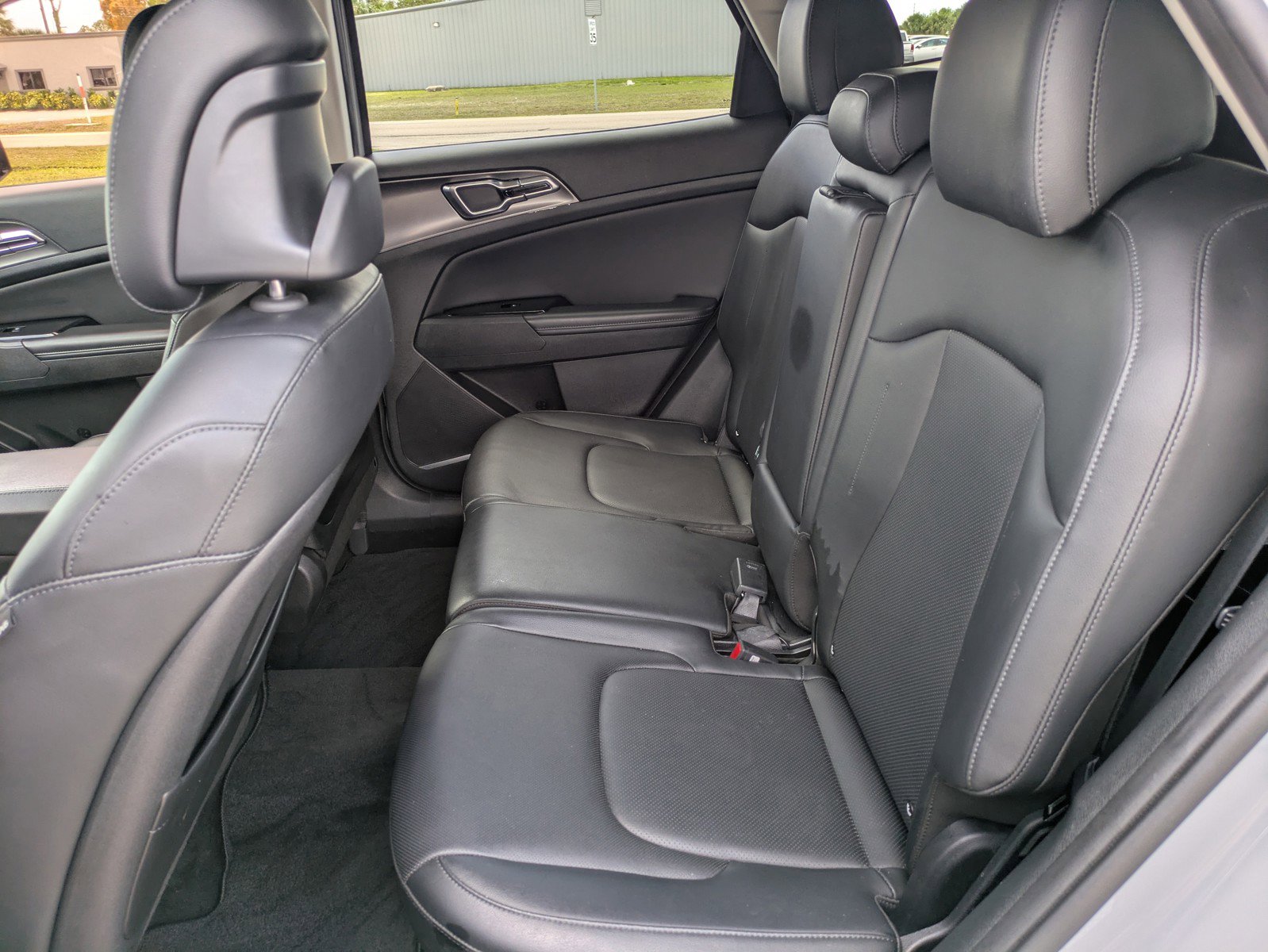 Certified 2023 Kia Sportage SX FWD image 12