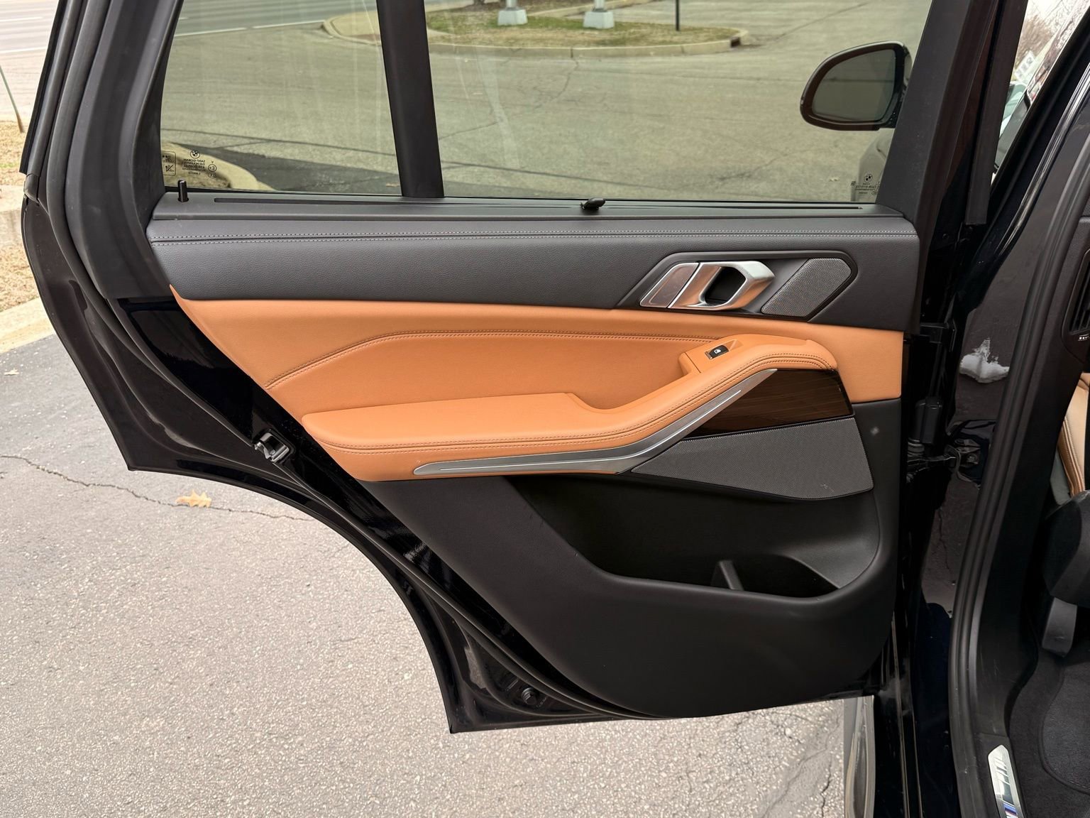 Used 2023 BMW X5 xDrive40i w/ Executive Package image 40