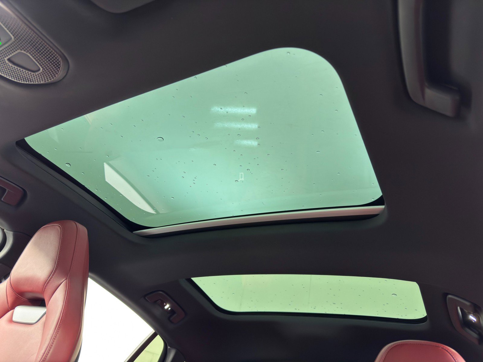 Used 2024 Porsche Panamera image 12