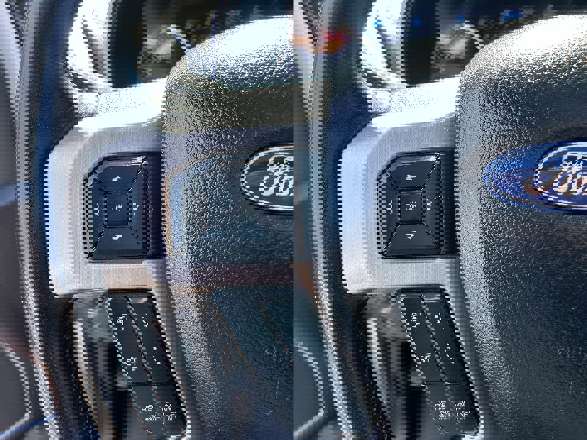 Used 2020 Ford F450 Platinum w/ FX4 Off-Road Package image 20