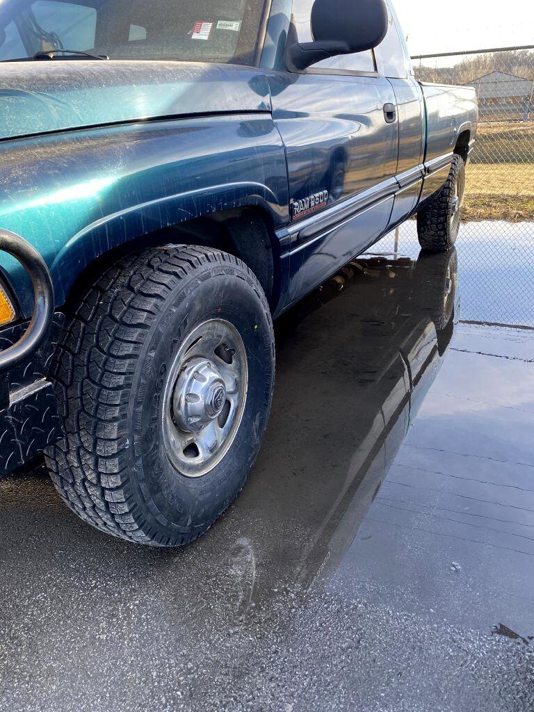 Used 1998 Dodge Ram 2500 Truck 2WD Quad Cab image 14