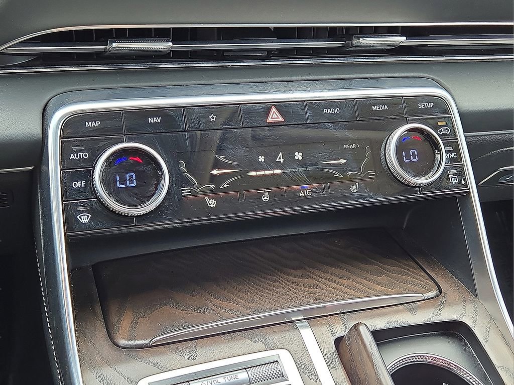 Used 2024 Genesis GV80 2.5T image 31