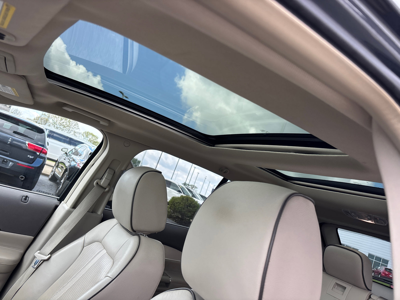 Used 2013 Lincoln MKX FWD image 24