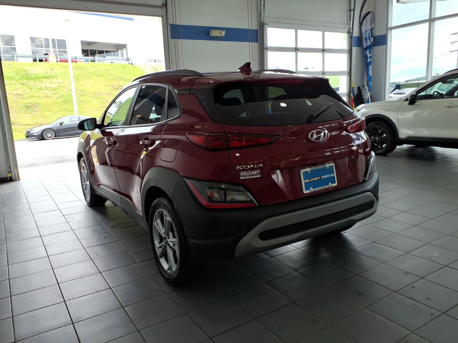 Certified 2023 Hyundai Kona SEL AWD/4WD image 7