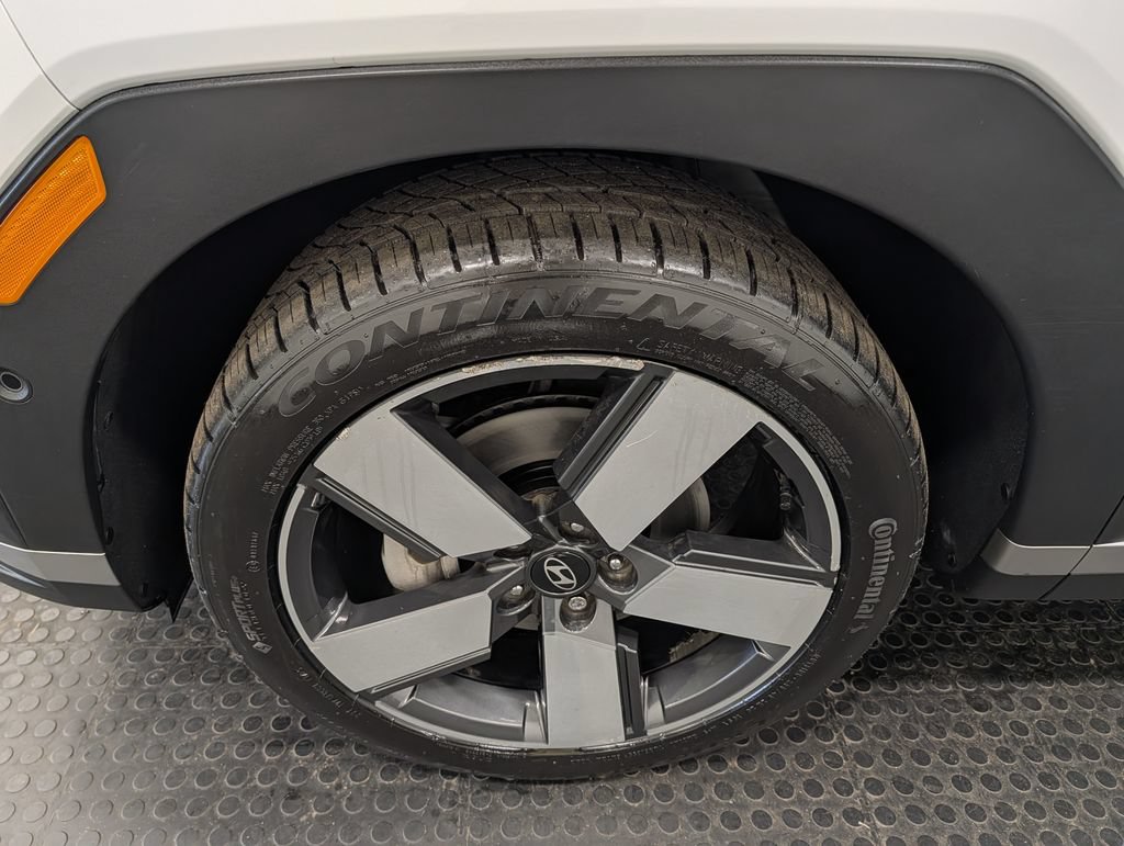 Used 2024 Hyundai Santa Fe Limited AWD/4WD image 7