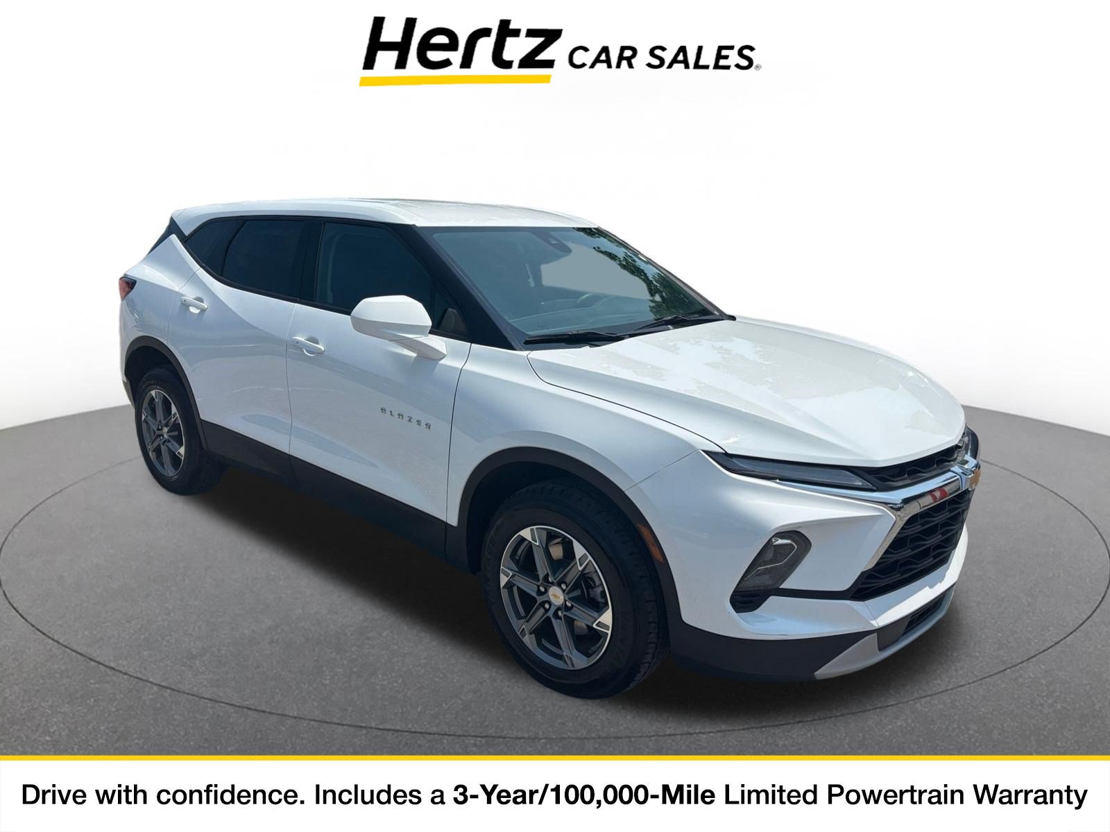 Used 2025 Chevrolet Blazer LT FWD image 1