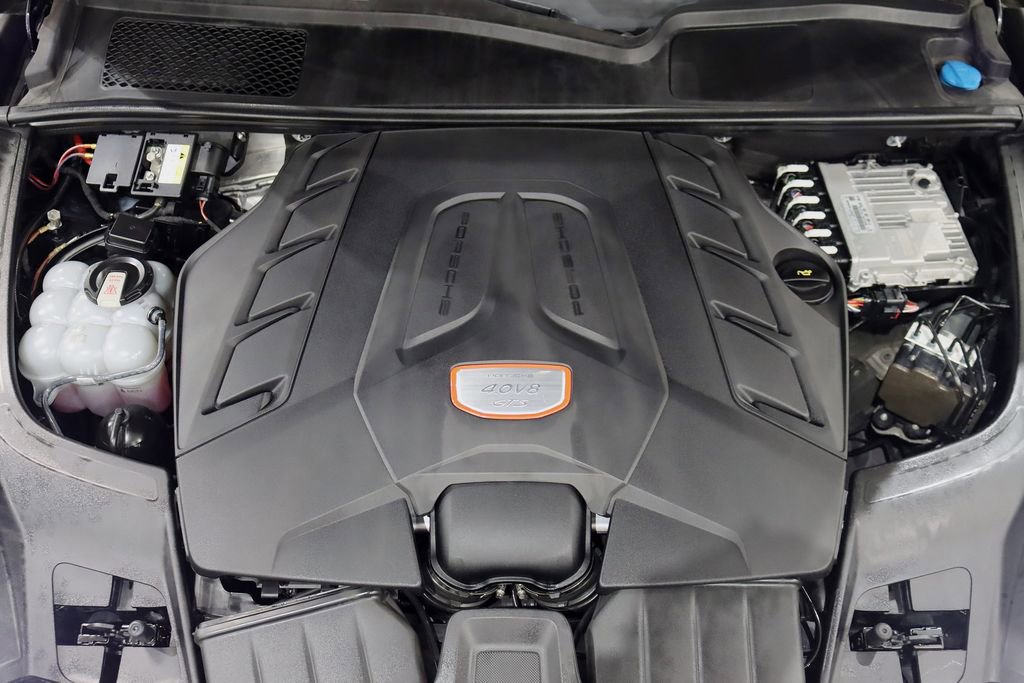Used 2023 Porsche Cayenne GTS image 36