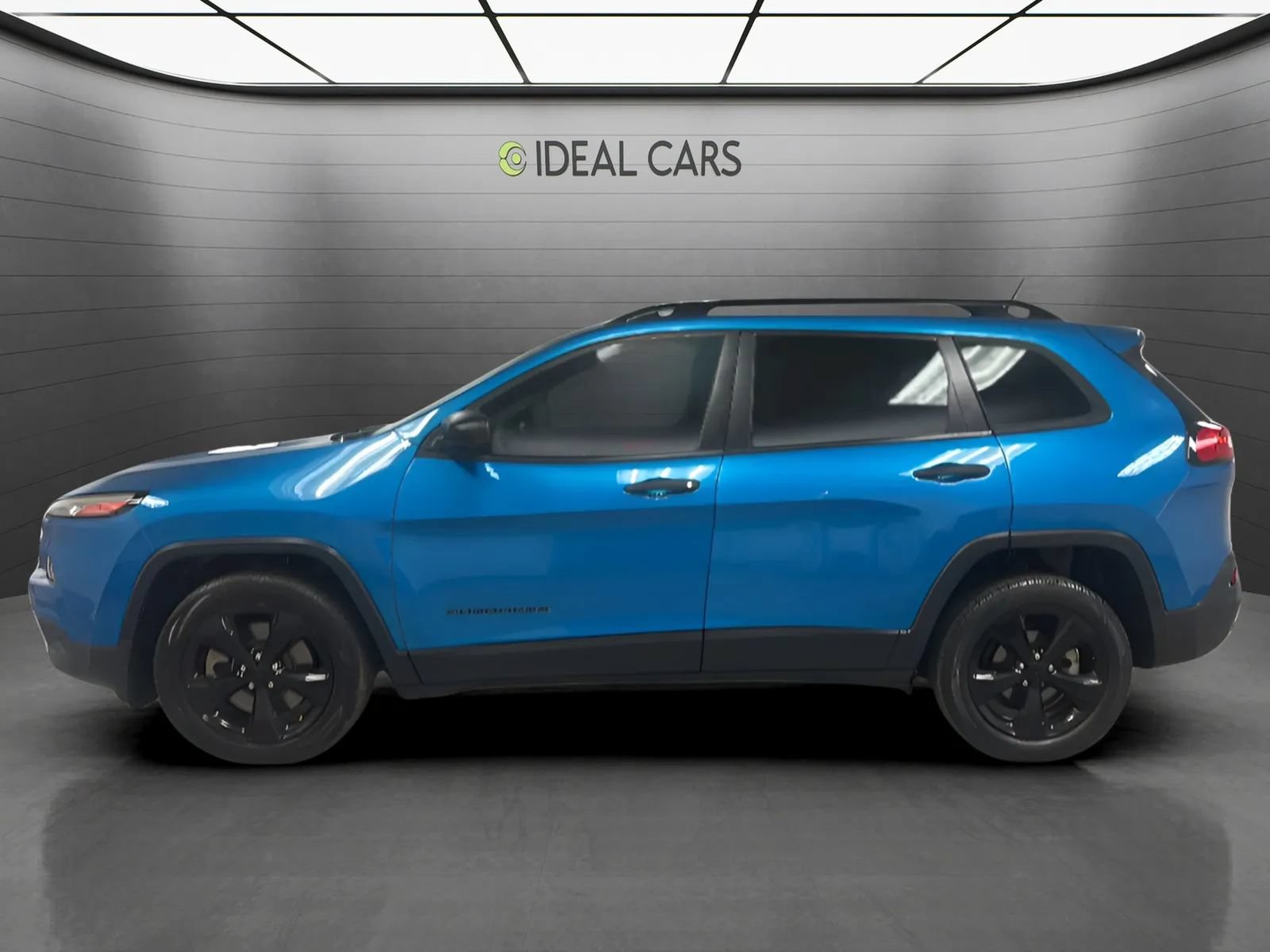 Used 2017 Jeep Cherokee Sport FWD image 8