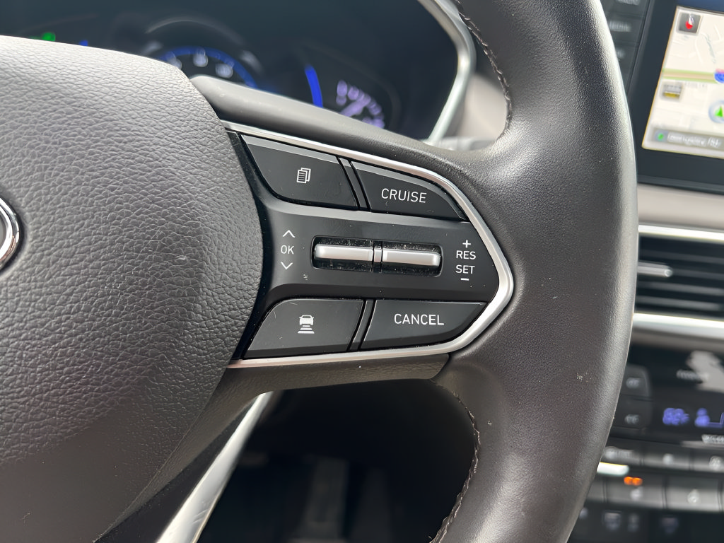 Used 2020 Hyundai Santa Fe Limited AWD/4WD image 23