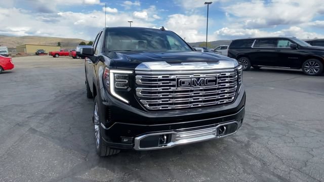 New 2026 GMC Sierra 1500 Denali w/ Denali Reserve Package AWD/4WD image 3