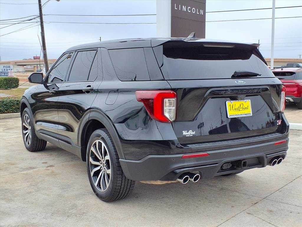 Used 2022 Ford Explorer ST image 3