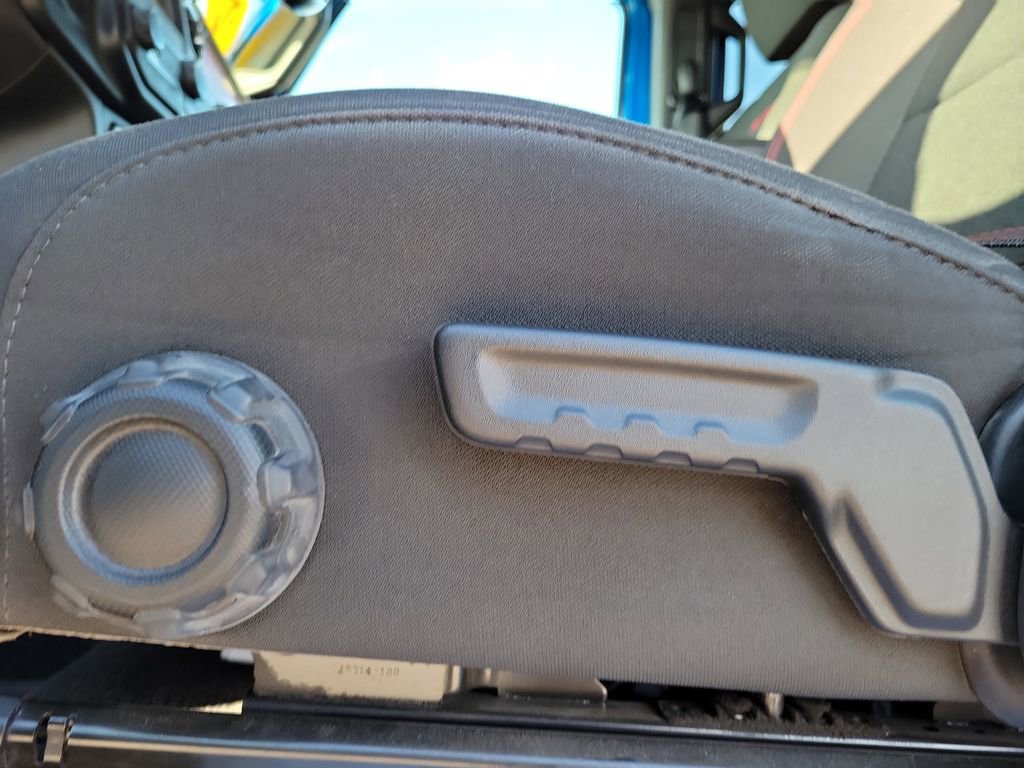 Used 2021 Jeep Wrangler Unlimited Rubicon w/ LED Lighting Group image 22