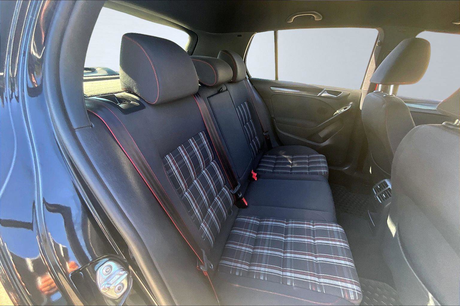 Used 2014 Volkswagen GTI Wolfsburg Edition image 26