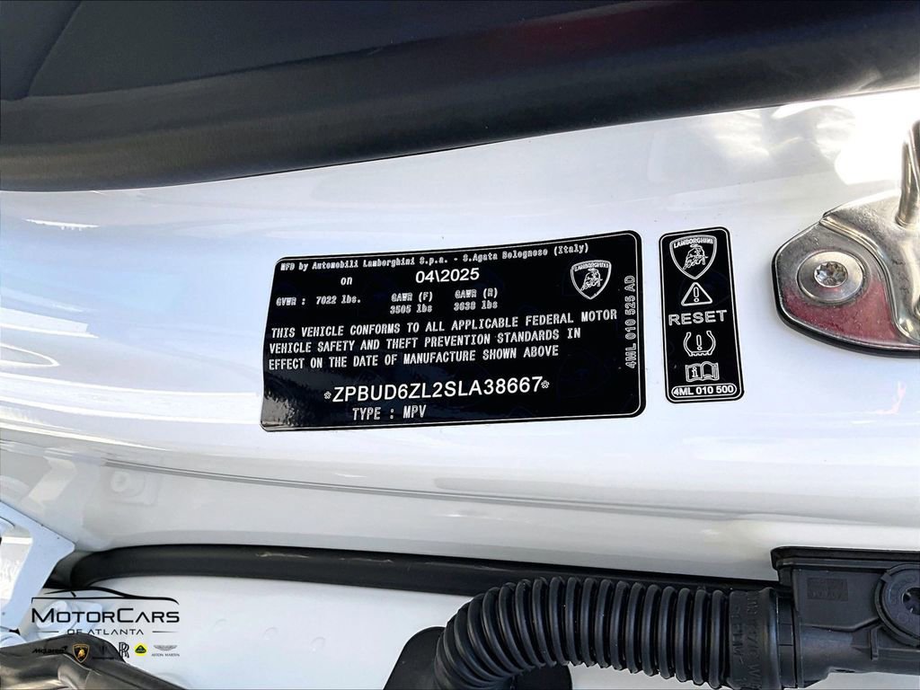 Used 2025 Lamborghini Urus SE AWD/4WD image 26