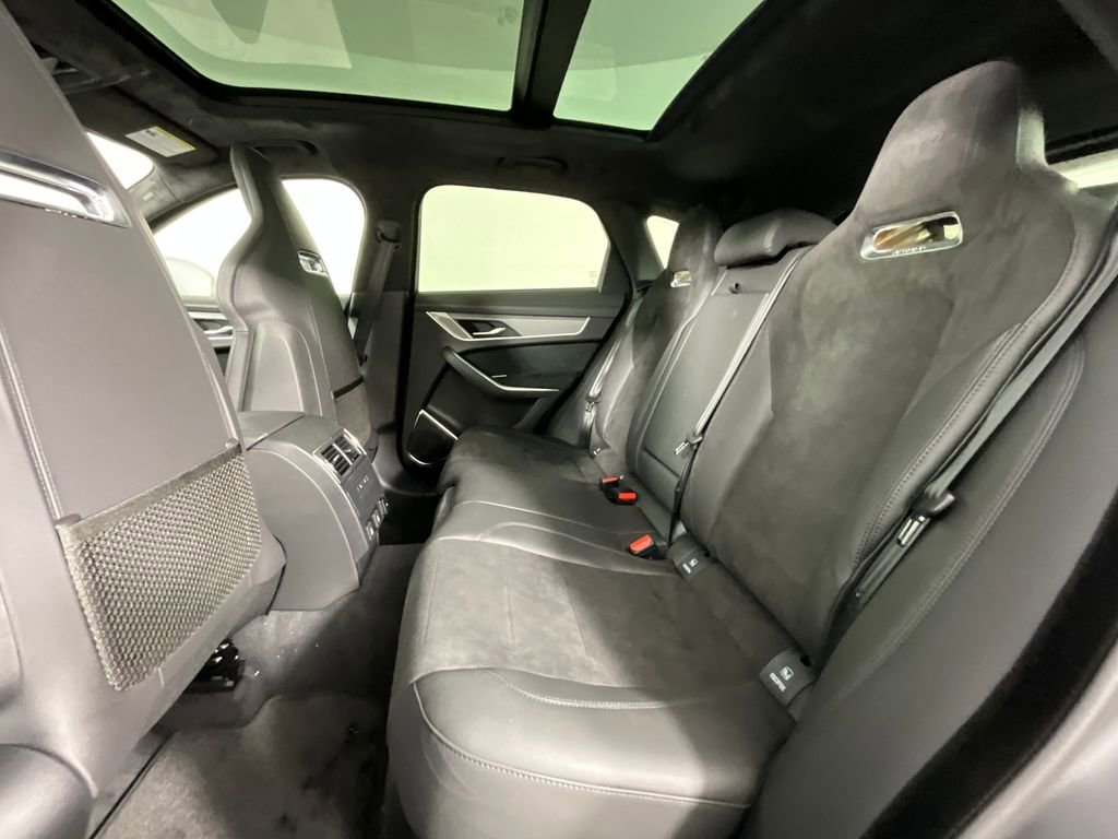 New 2026 Jaguar F-PACE SVR image 5