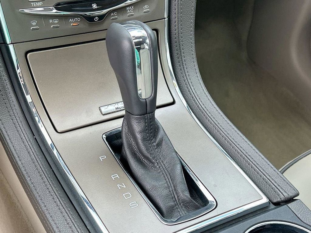 Used 2013 Lincoln MKX FWD image 29