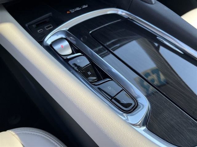 Certified 2023 Buick Enclave Essence w/ Experience Buick Package FWD image 24