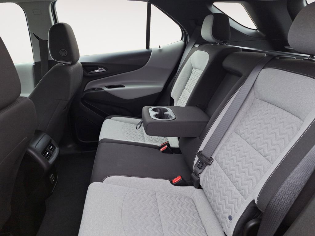 Used 2022 Chevrolet Equinox LS image 13