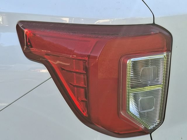 Used 2020 Ford Explorer Limited w/ Class III Trailer Tow Package AWD/4WD image 7