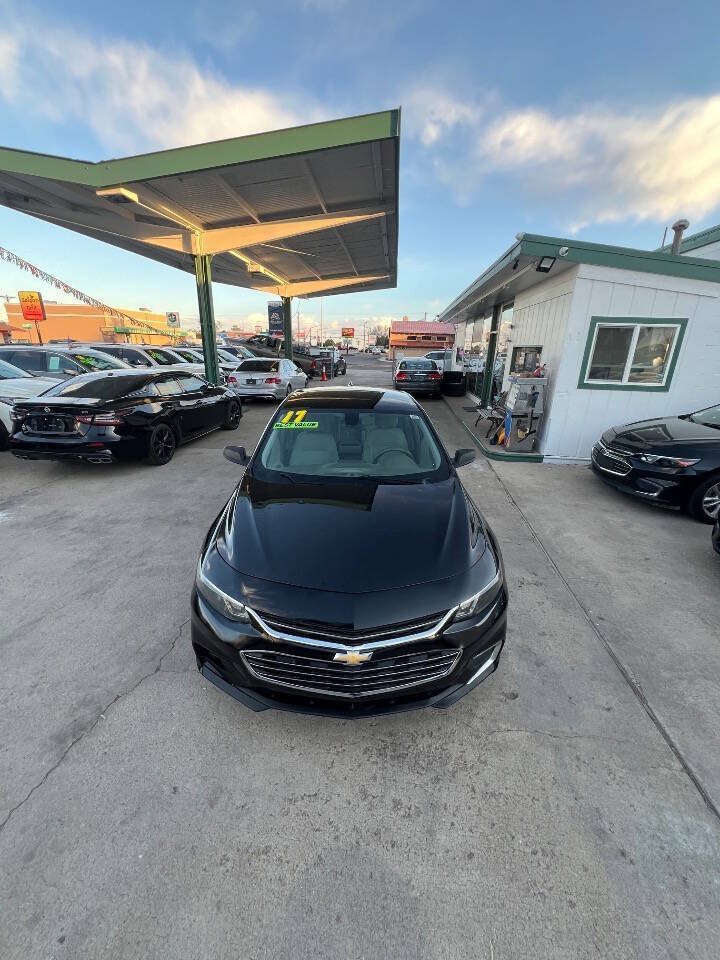 Used 2017 Chevrolet Malibu LS FWD image 21