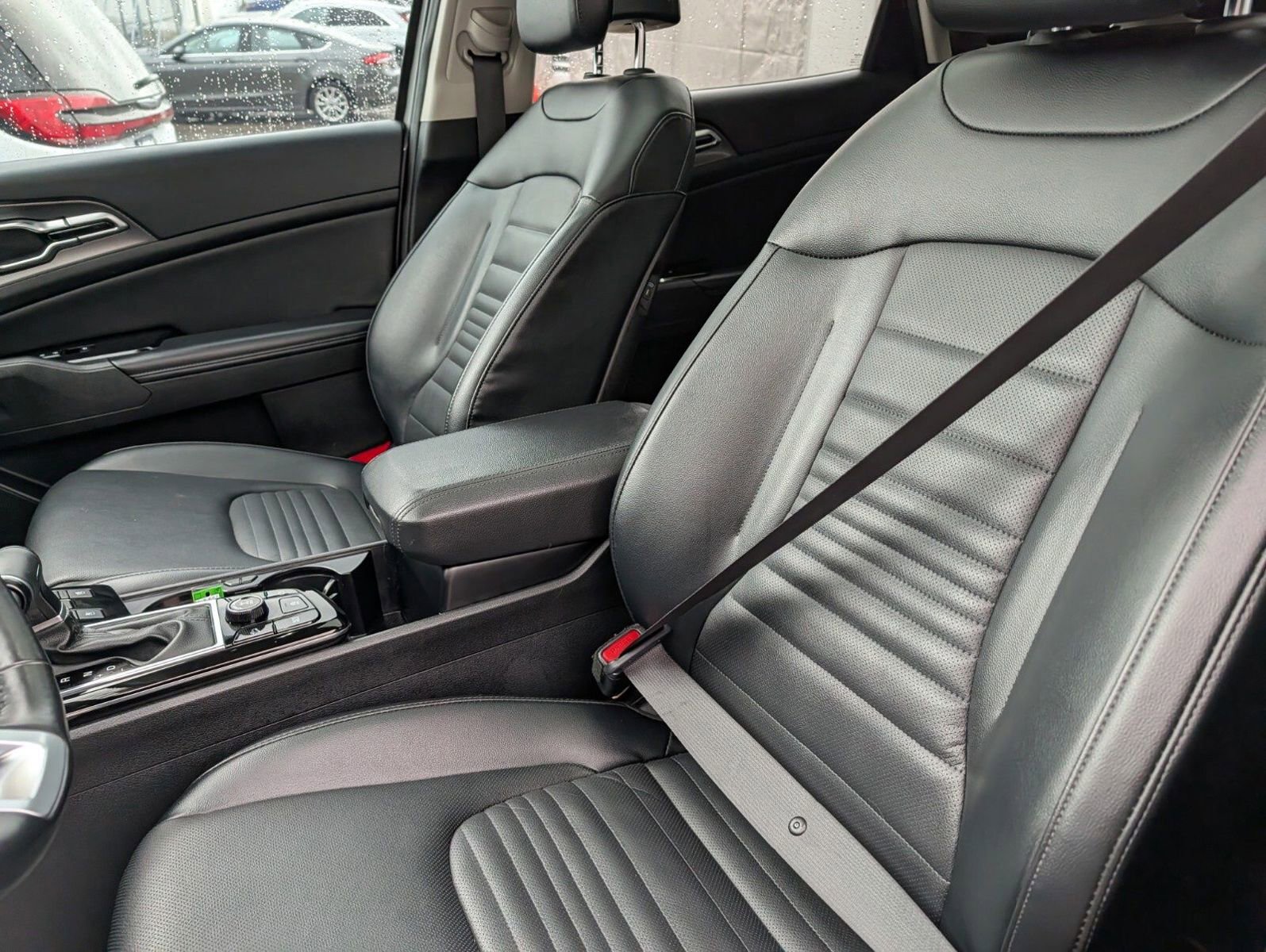 Used 2023 Kia Sportage SX image 19