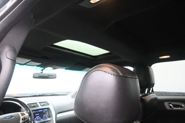 Used 2013 Ford Explorer XLT AWD/4WD image 19