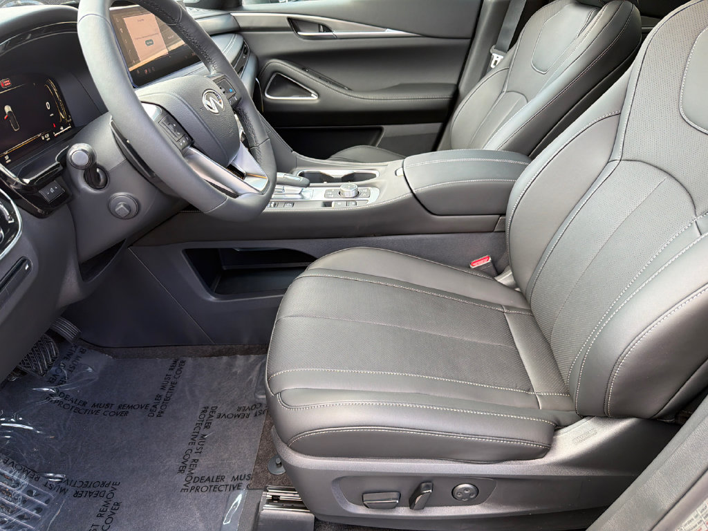 New 2027 INFINITI QX60 Sport w/ Dark Cargo Package AWD/4WD image 9