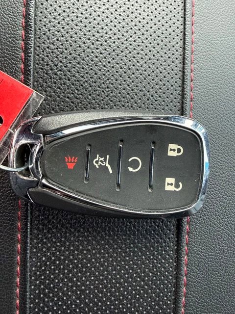 Used 2023 Chevrolet Traverse RS w/ LPO, Floor Liner Package image 37