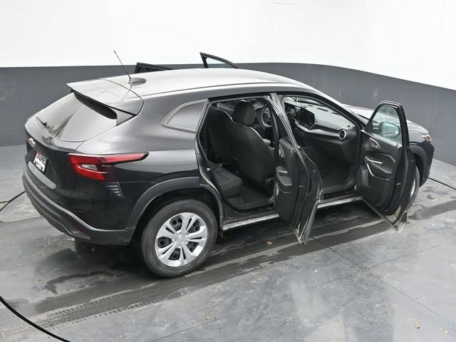 Used 2024 Chevrolet Trax LS image 60