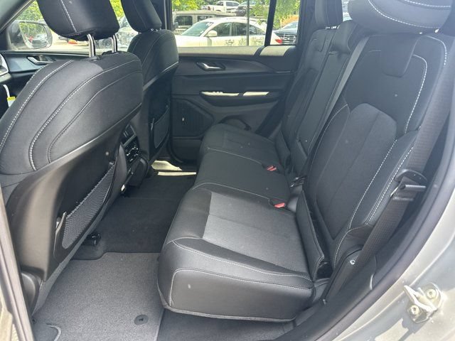 New 2026 Jeep Grand Cherokee Laredo X RWD image 19