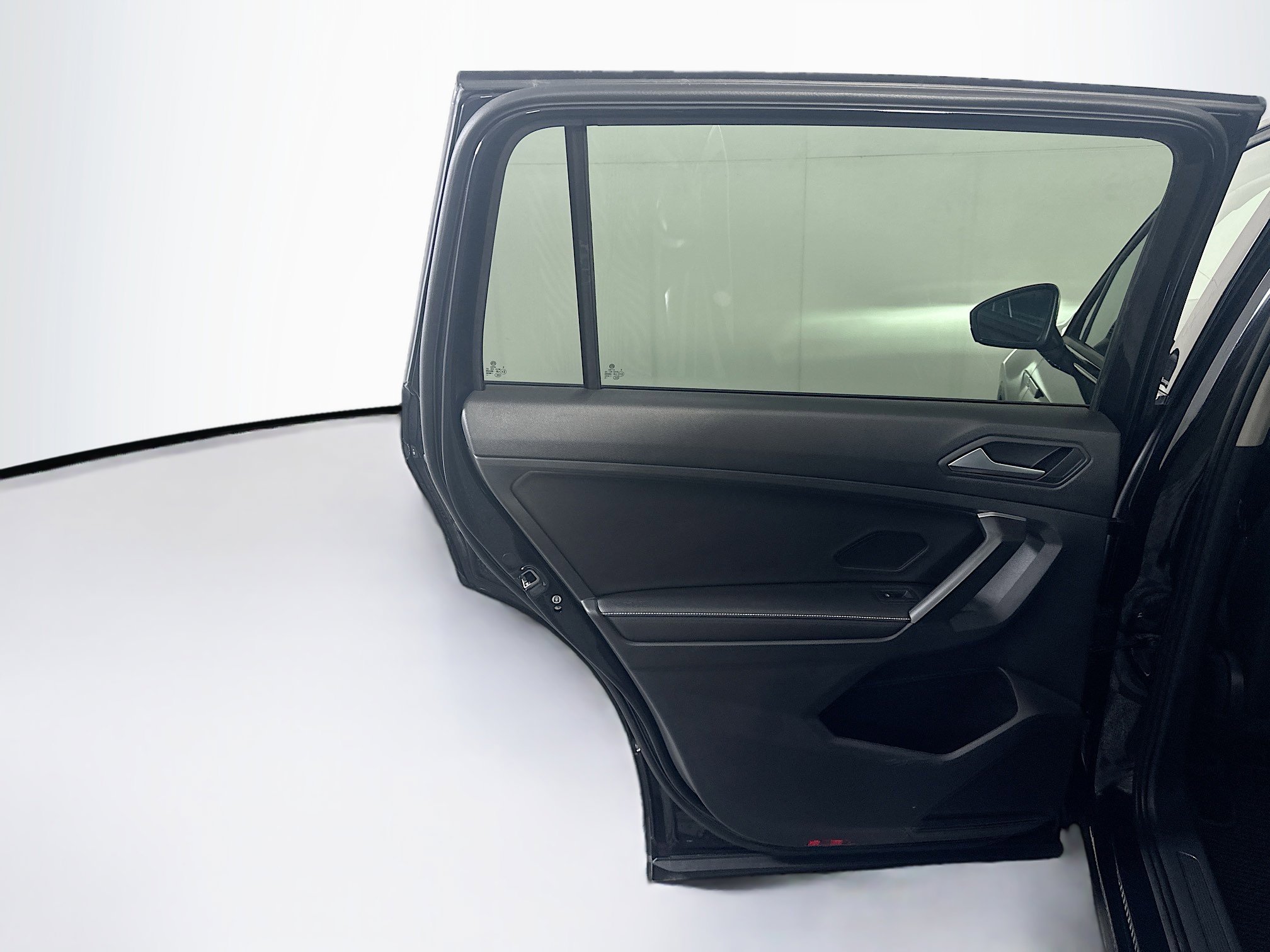 Used 2024 Volkswagen Tiguan S image 26