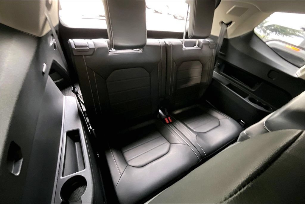 Used 2022 Volkswagen Atlas SEL AWD/4WD image 15
