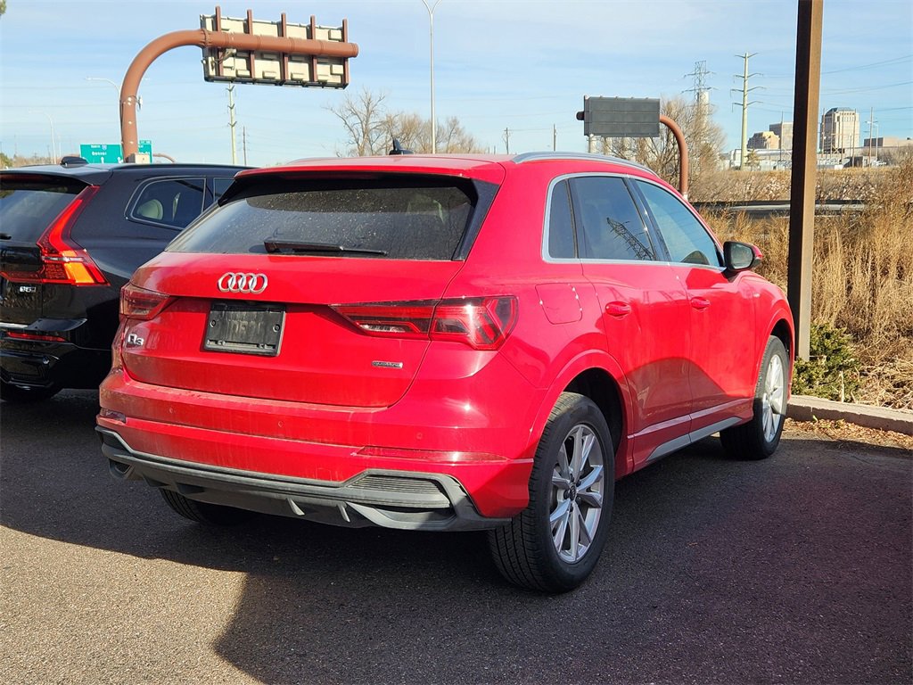 Used 2024 Audi Q3 2.0T Premium image 3