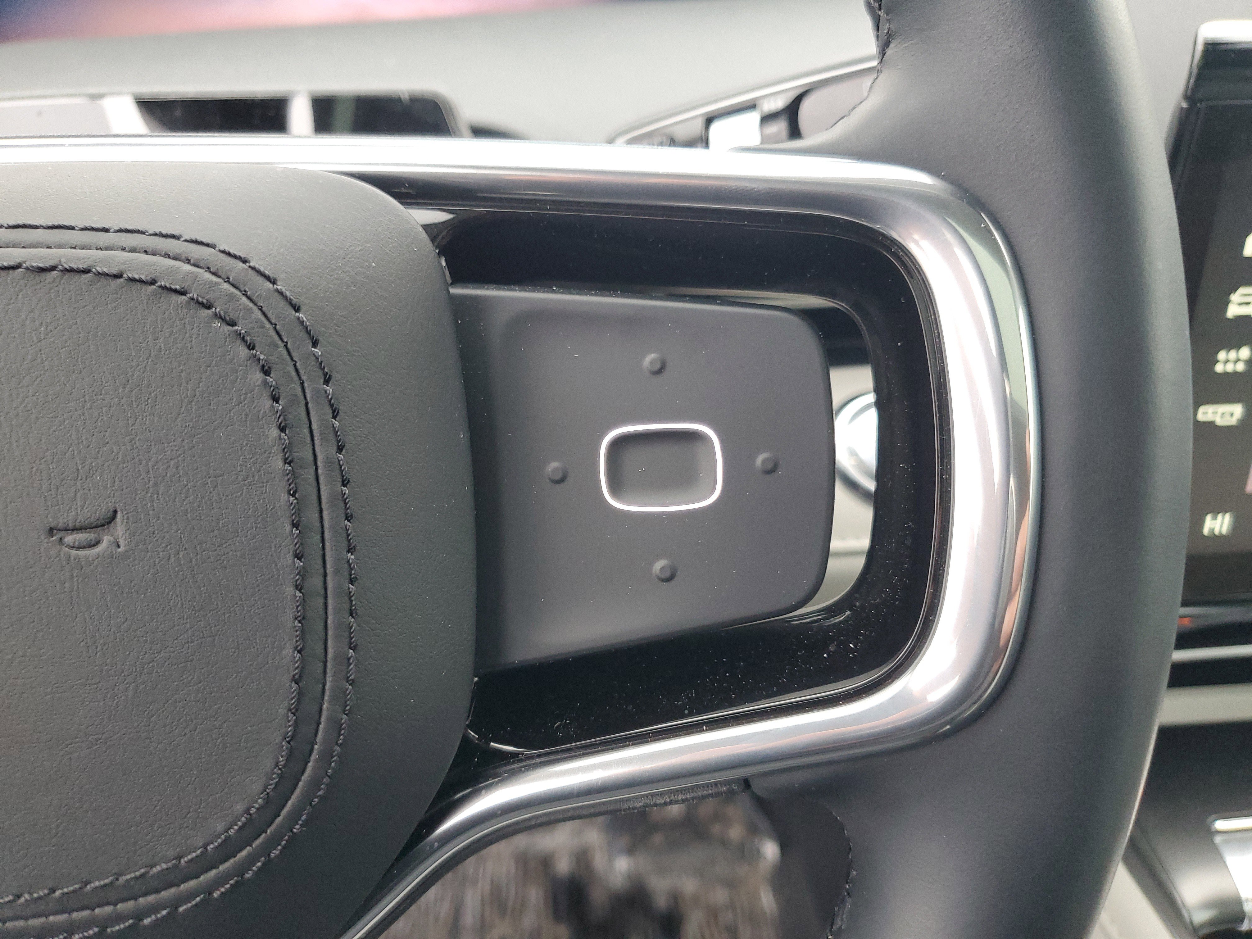 New 2026 Lincoln Nautilus Reserve w/ Jet Appearance Package image 18