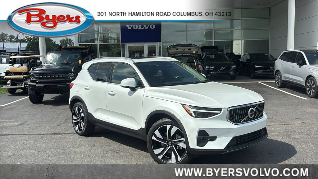 Certified 2024 Volvo XC40 B5 Plus w/ Protection Package Premier AWD/4WD image 1