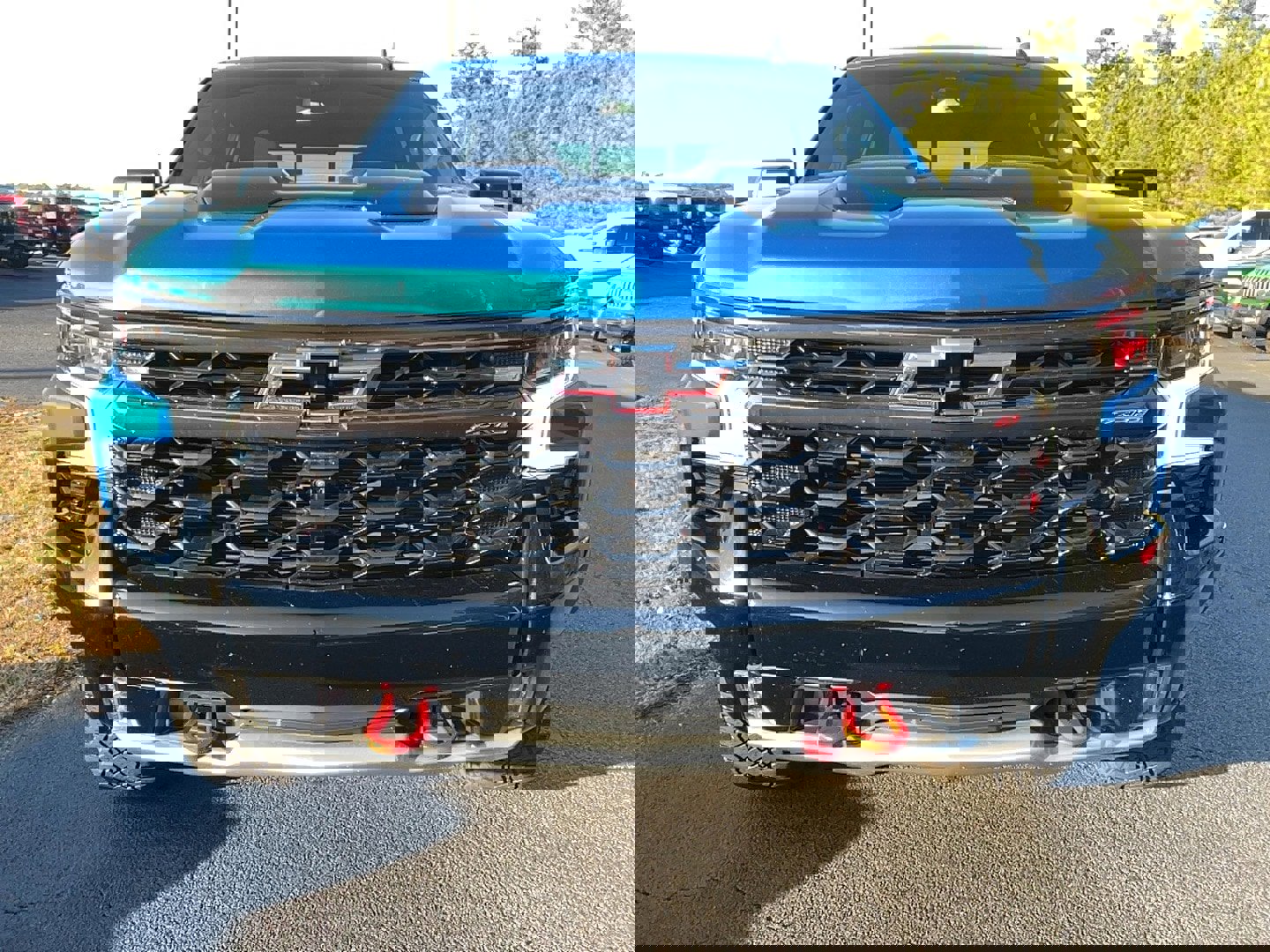 Used 2022 Chevrolet Silverado 1500 ZR2 image 2