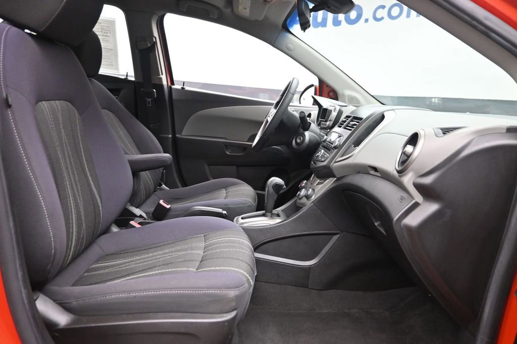 Used 2013 Chevrolet Sonic LT FWD image 7